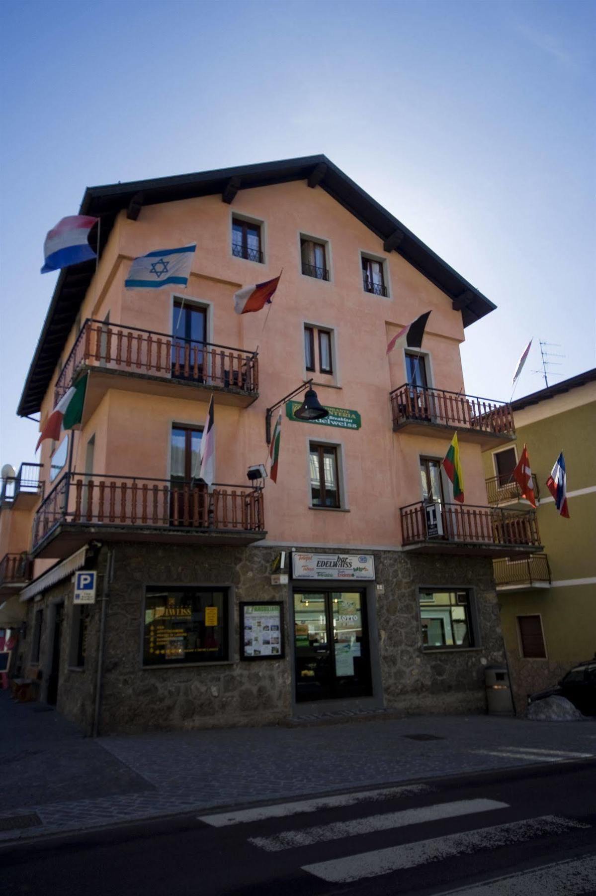 B&B Edelweiss Castione della Presolana Dış mekan fotoğraf