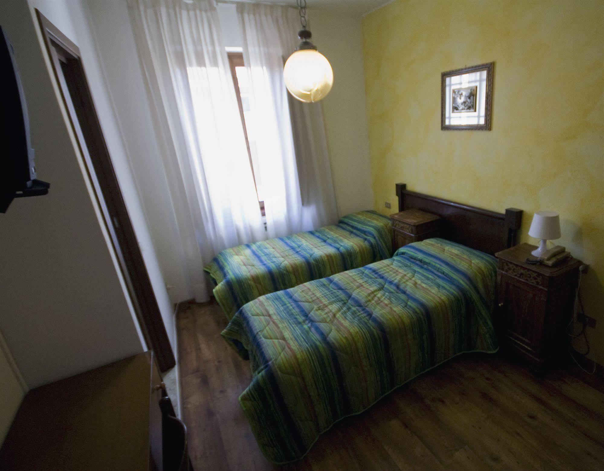 B&B Edelweiss Castione della Presolana Dış mekan fotoğraf